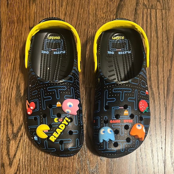 CROCS Other - CROCS PAC-MAN Size 7 Men’s/ 9 Women’s